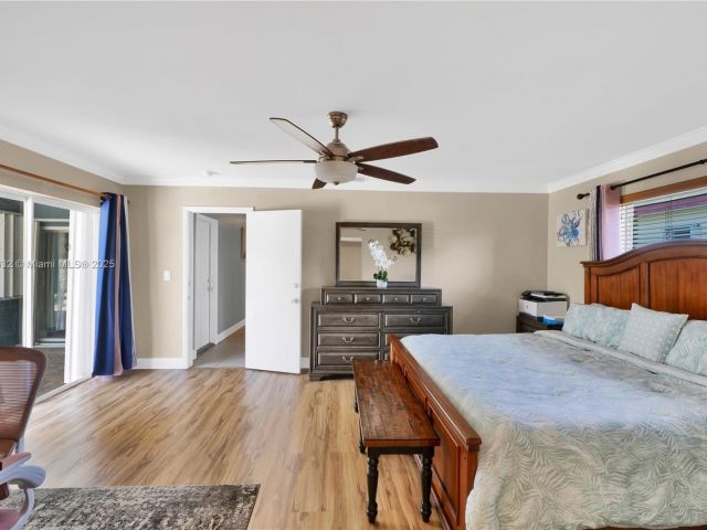 Продажа дома по адресу 1730 N 55th Ave - фото 6275100