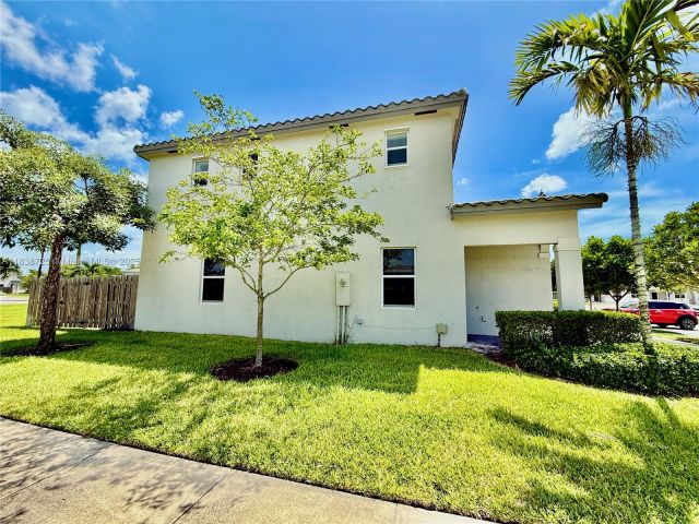 Дом в аренду по адресу 2701 SE 15th St 0 - фото 6285181