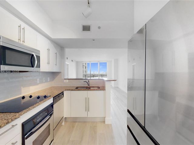 Квартира в аренду номер2226 - фото 6278912