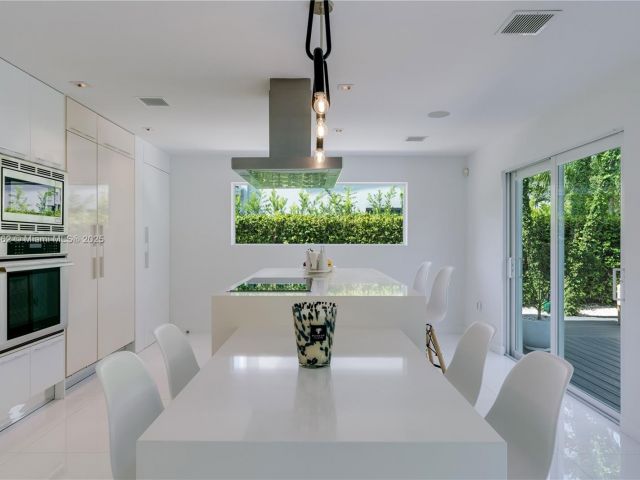 Продажа дома по адресу 475 Woodcrest Rd - фото 6291945