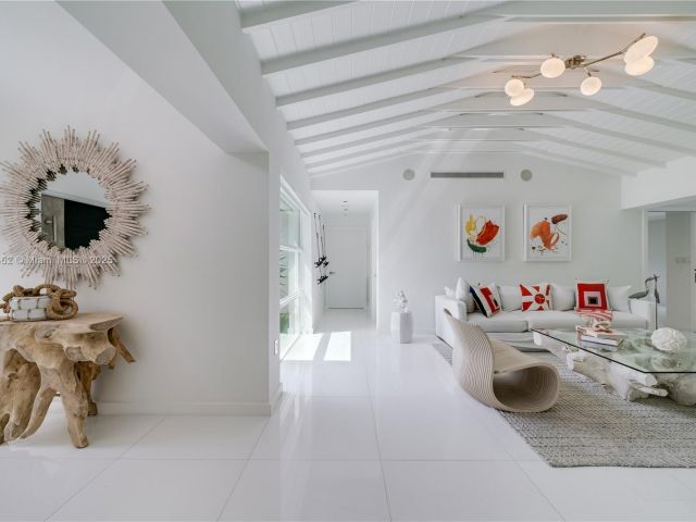 Продажа дома по адресу 475 Woodcrest Rd - фото 6291958