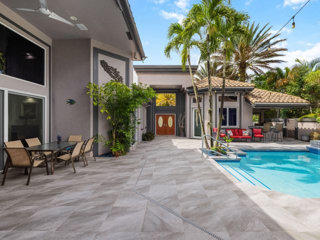 Продажа дома по адресу 6595 NW 32nd Terrace - фото 6604219