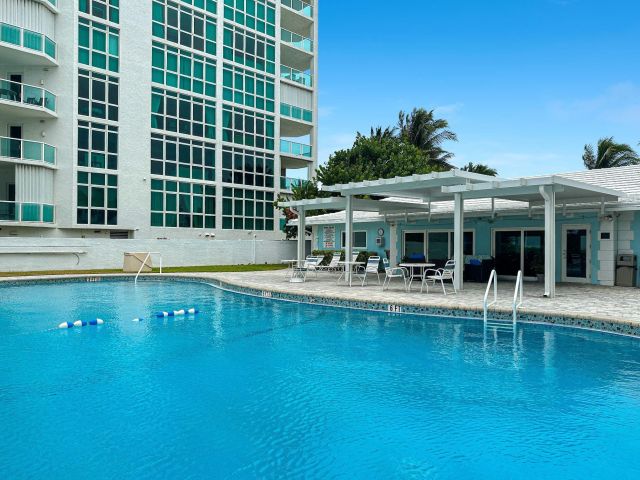 Продажа дома по адресу 1431 S Ocean Blvd #28 - фото 6285112