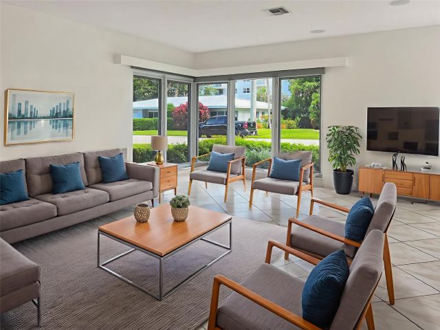 Продажа дома по адресу 1431 S Ocean Blvd #28 - фото 6285121