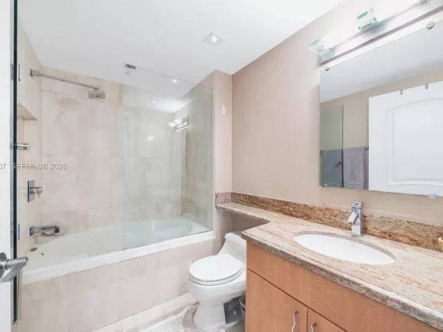 Продажа квартиры #2409 - фото 6295154