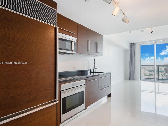 Квартира в аренду номер4904 - фото 6288363