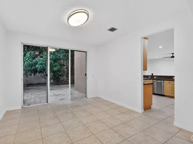 Продажа дома по адресу 4795 S Classical Boulevard - фото 8934720