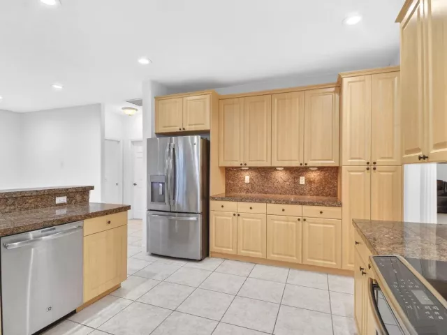 Продажа дома по адресу 4795 S Classical Boulevard - фото 8934725