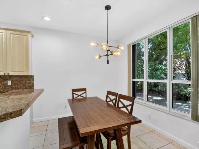 Продажа дома по адресу 4795 S Classical Boulevard - фото 8934728