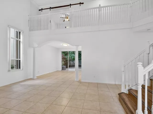 Продажа дома по адресу 4795 S Classical Boulevard - фото 8934715