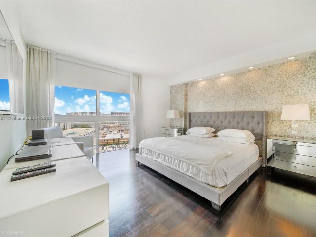 Квартира в аренду номер1-1502 - фото 6277594