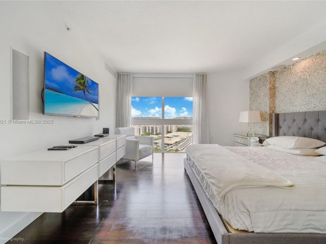 Квартира в аренду номер1-1502 - фото 6277595