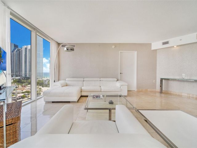 Квартира в аренду номер1-1502 - фото 6277599