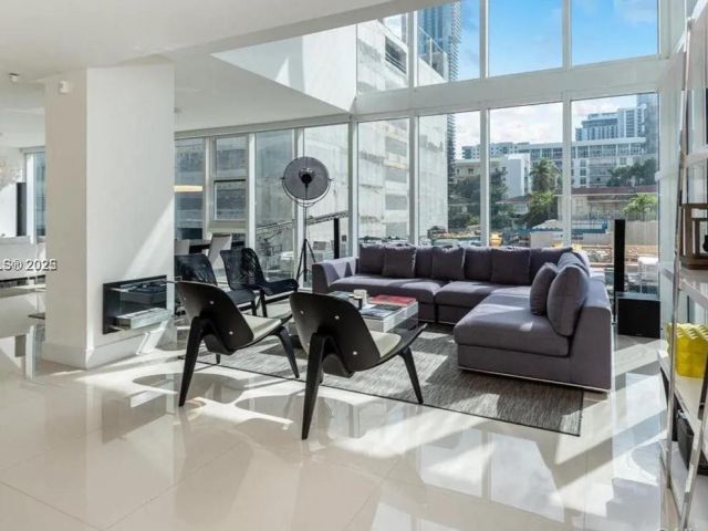 Продажа квартиры #105 - фото 6277234