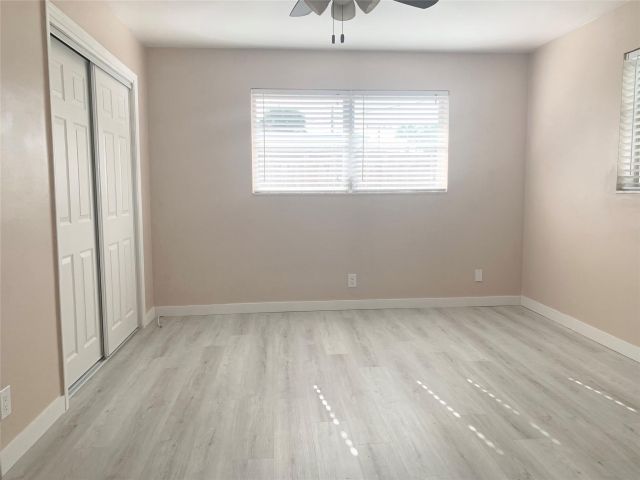 Продажа дома по адресу 764 SW 7th St - фото 6277786