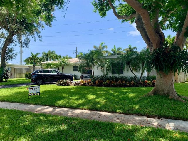 Продажа дома по адресу 764 SW 7th St - фото 6277803