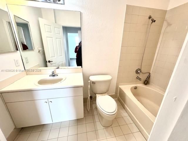 Дом в аренду по адресу 11102 NW 83rd St 219 - фото 6276559