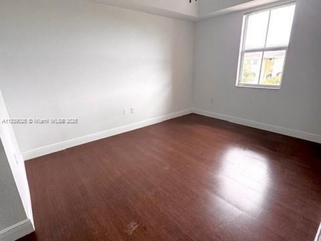 Дом в аренду по адресу 11102 NW 83rd St 219 - фото 6276562