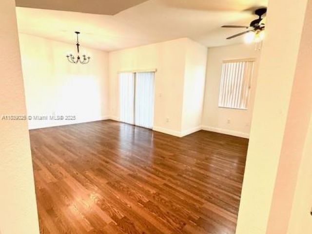 Дом в аренду по адресу 11102 NW 83rd St 219 - фото 6276573