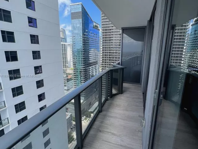 Продажа квартиры #3308 - фото 6755509