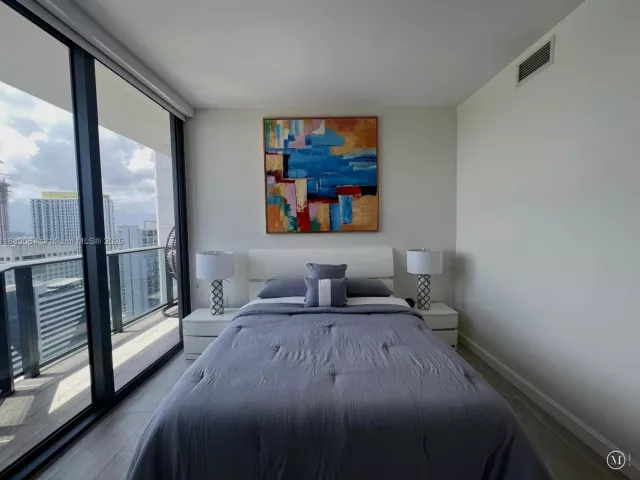 Продажа квартиры #3308 - фото 6755511