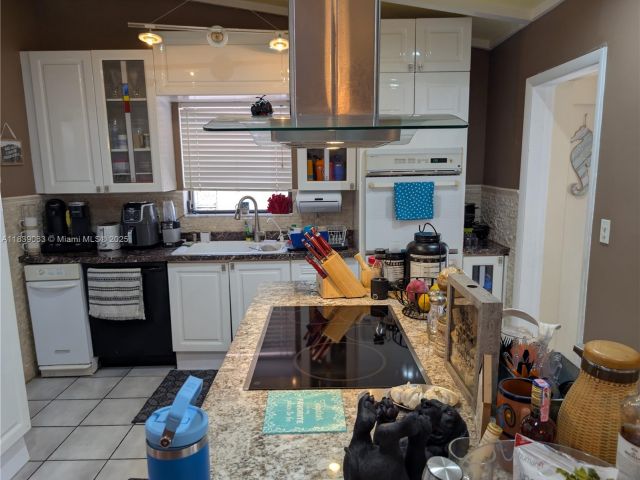 Продажа дома по адресу 2606 Gulfstream Ln - фото 6290742