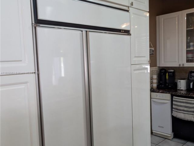 Продажа дома по адресу 2606 Gulfstream Ln - фото 6290743