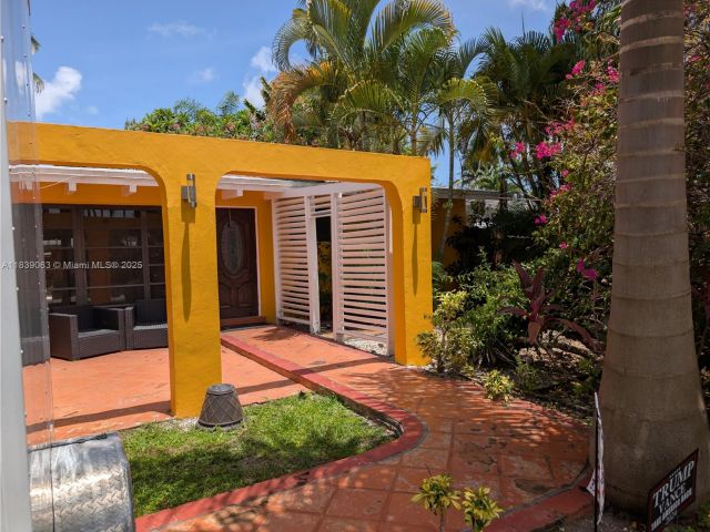 Продажа дома по адресу 2606 Gulfstream Ln - фото 6290750