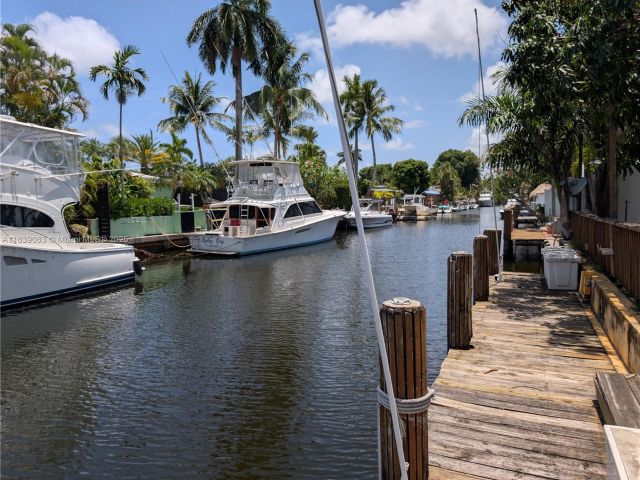 Продажа дома по адресу 2606 Gulfstream Ln - фото 6290754