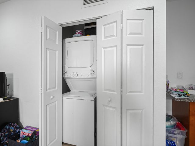 Дом в аренду по адресу 11711 SW 234th Street - фото 6303099