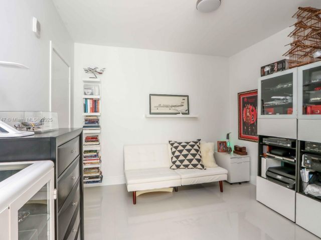 Продажа квартиры #404 - фото 6279250