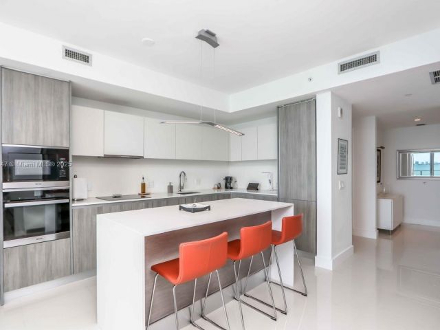 Продажа квартиры #404 - фото 6279255