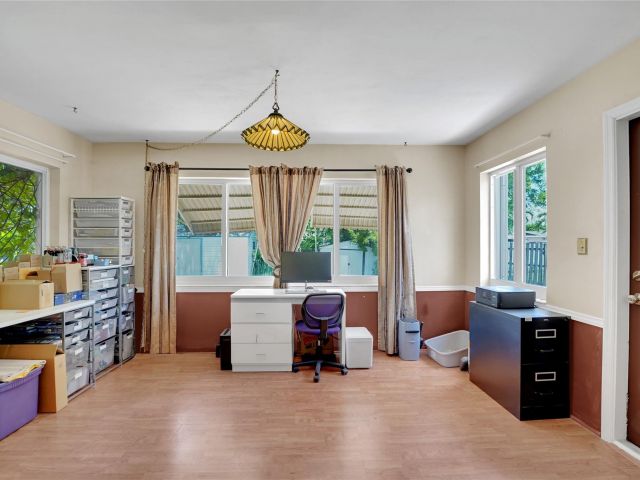 Продажа дома по адресу 1851 SW 42nd Ter - фото 6280294