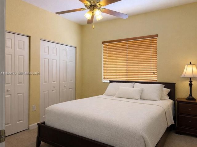 Продажа дома по адресу 232 SE 32nd Ter - фото 7504649