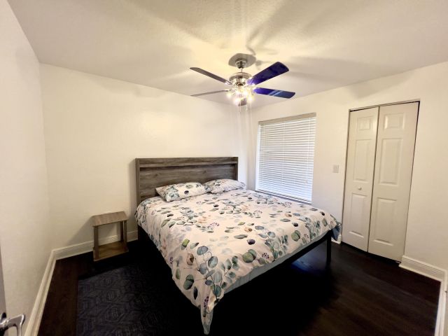 Продажа дома по адресу 15643 Messina Isle Court - фото 6278213