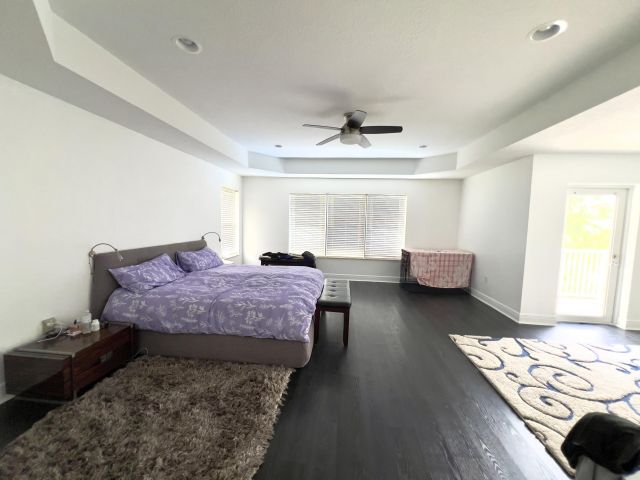 Продажа дома по адресу 15643 Messina Isle Court - фото 6278218