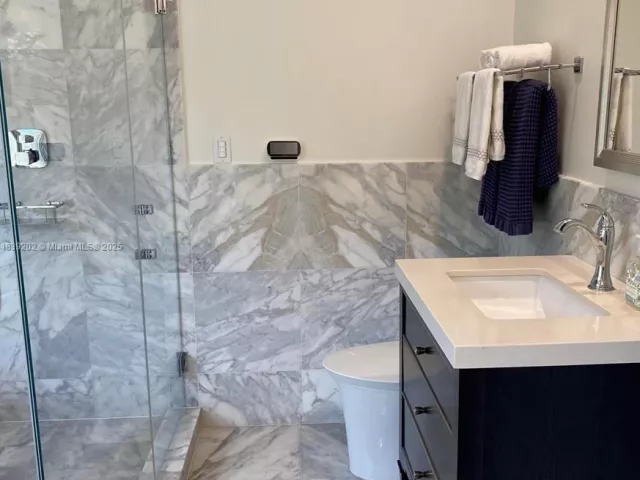 Продажа дома по адресу 13025 SW 108th Ave - фото 6313430