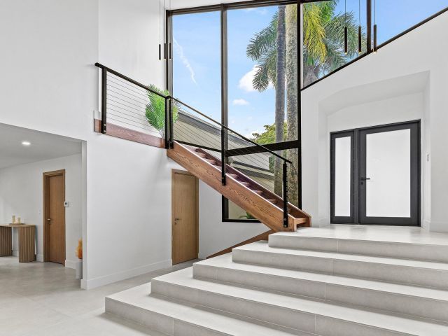 Продажа дома по адресу 2668 NW 41st Street - фото 6279773