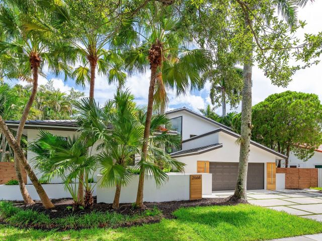 Продажа дома по адресу 2668 NW 41st Street - фото 6279777