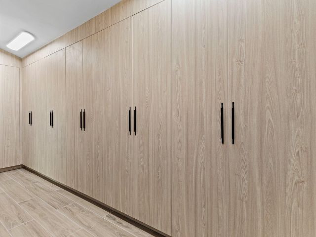 Продажа дома по адресу 2668 NW 41st Street - фото 6363831