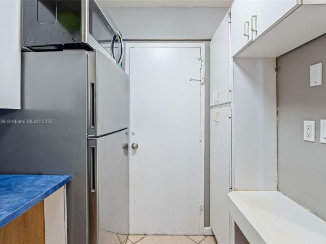 Продажа квартиры #931 - фото 6287525