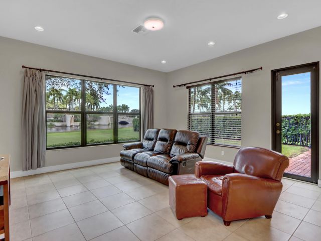 Продажа дома по адресу 8968 Little Falls Way - фото 6414054