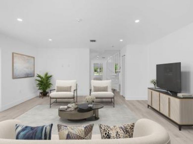 Продажа дома по адресу 257 SW 32nd Rd - фото 6280252