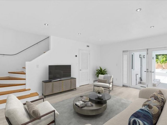 Продажа дома по адресу 257 SW 32nd Rd - фото 6280255