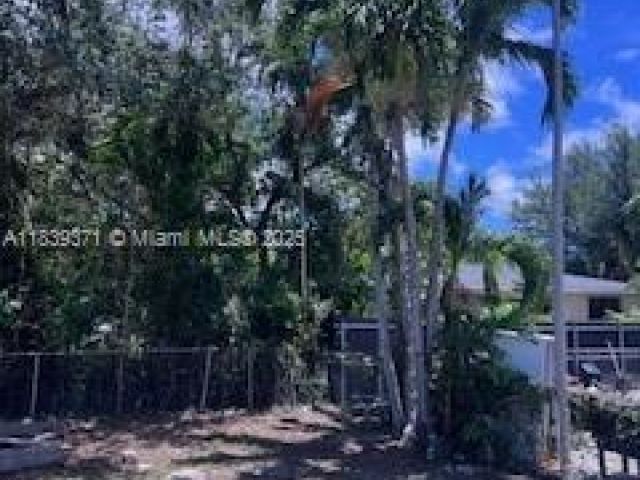 Продажа дома по адресу 511 NE 131st St - фото 6282168