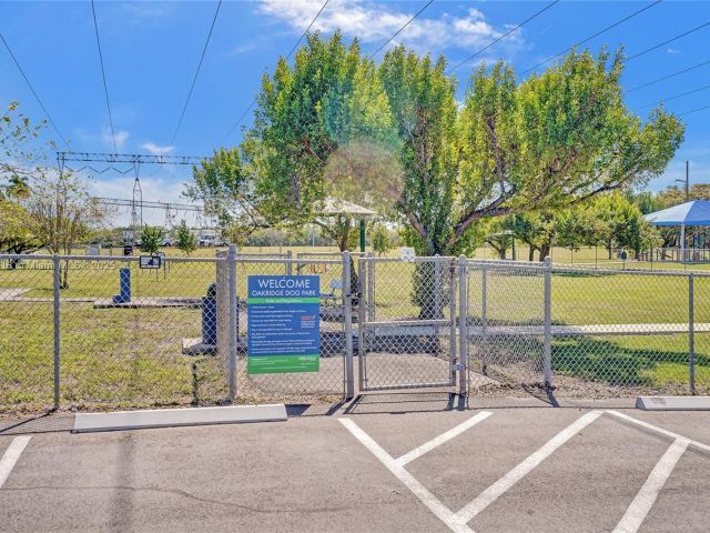 Продажа дома по адресу 4966 SW 33rd Ter - фото 6292433