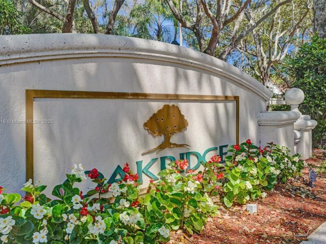 Продажа дома по адресу 4966 SW 33rd Ter - фото 6292441