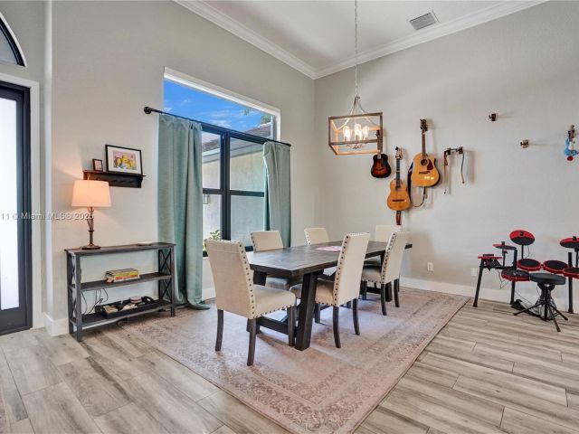 Продажа дома по адресу 17809 Southwick Way - фото 6284122