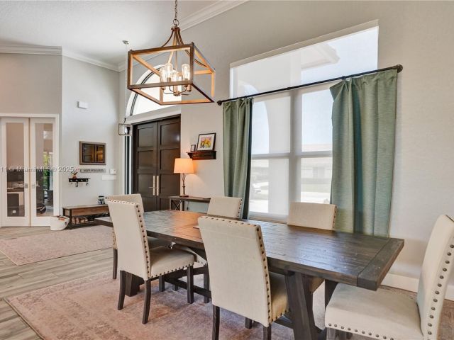 Продажа дома по адресу 17809 Southwick Way - фото 6284123