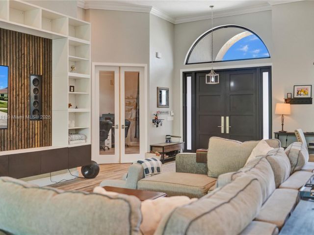 Продажа дома по адресу 17809 Southwick Way - фото 6284125